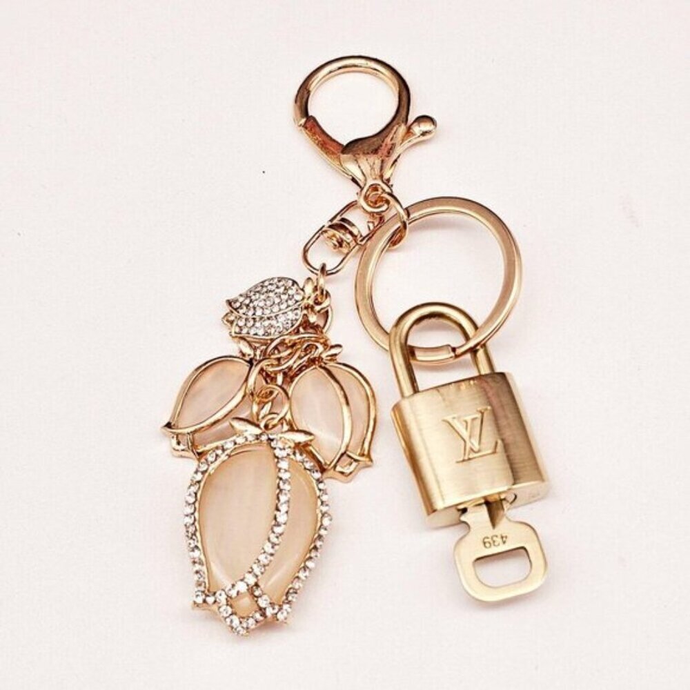 LV Gold Padlock Authentic 🔑 Luxury Bag Charm w/ Unbranded Tulip Keychain